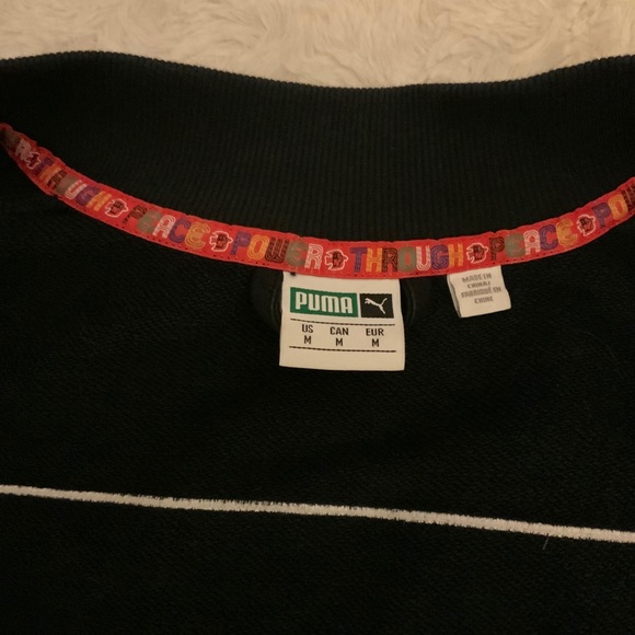 Puma “POWER THROUGH PEACE” zip up bomber jacket. - Picture 3 of 7